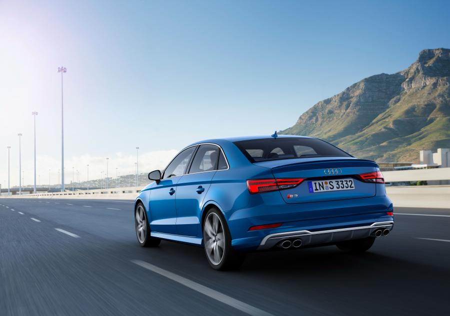  Audi S3 Sedan (8V) 2016 года  (WW) (фото 18 из 36)